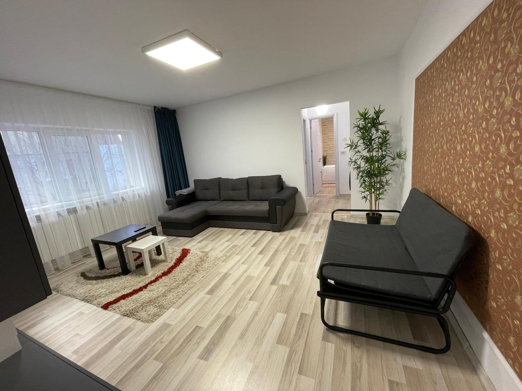 Grove Apartment Бузау Екстериор снимка